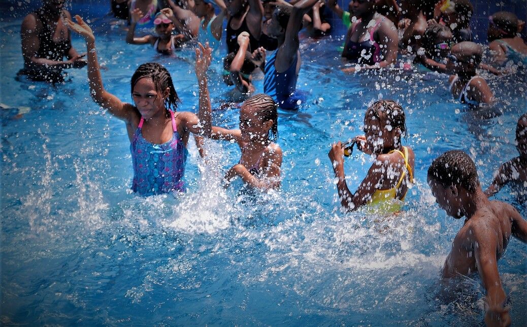 CHS-Swimming8